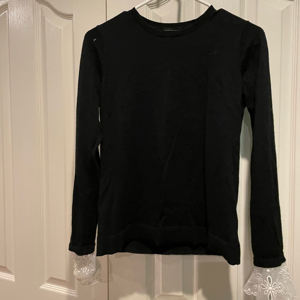 Club Monaco sweater blouse bell sleeves size small